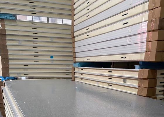 42KG / M3 Seafood Cold And Freezer Rooms 1.0mm 1.5mm Steel Fruit Cold Storage Room